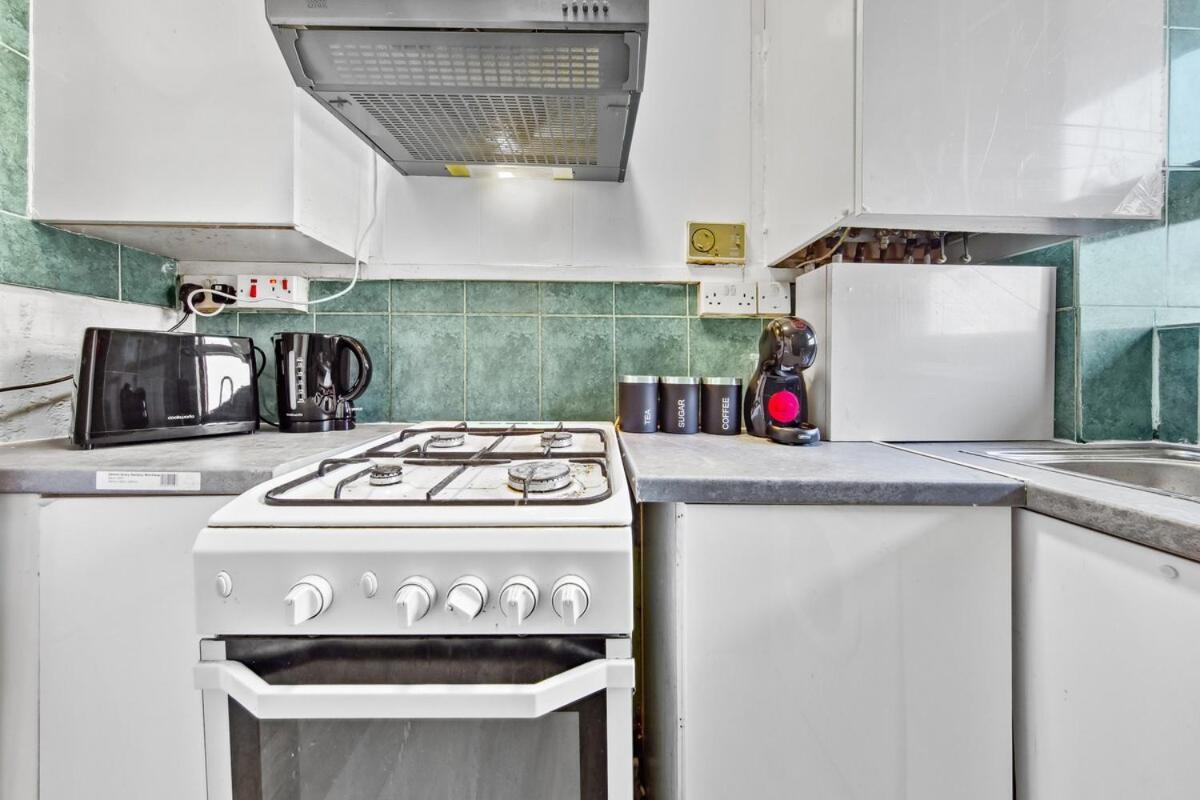 2 Bed Sleeps 7 Comfort Style Combined Appartement Londres