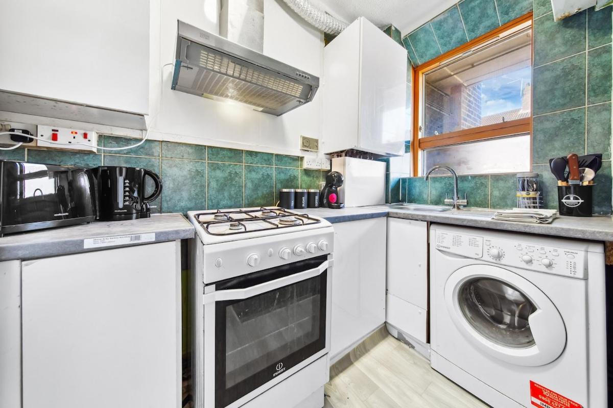2 Bed Sleeps 7 Comfort Style Combined Appartement Londres