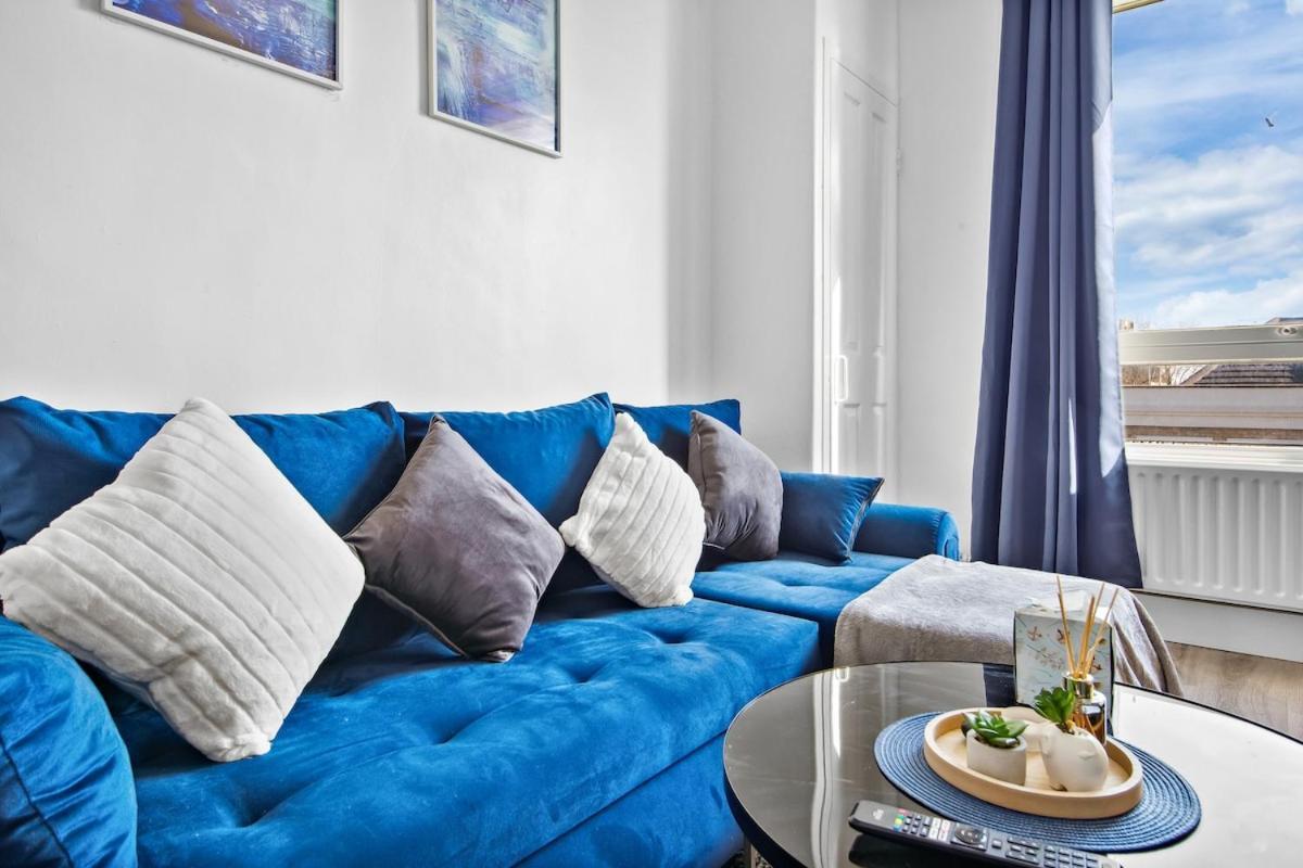 2 Bed Sleeps 7 Comfort Style Combined * Londres